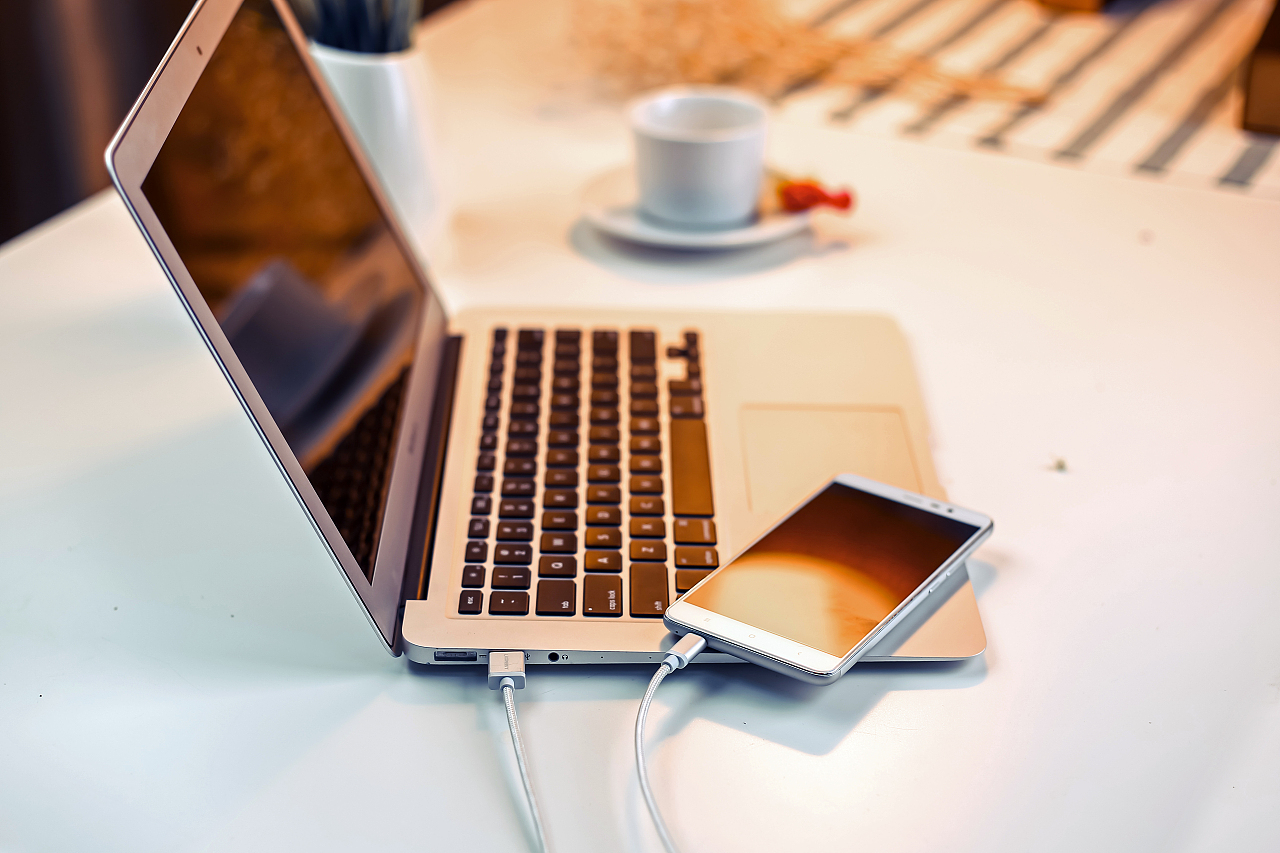 星圖視覺(jué) 數(shù)碼配件電商攝影的專業(yè)創(chuàng)意之道